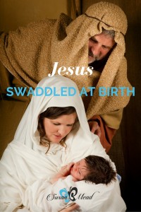 Swaddling cloths – do you know what they are? Of course, that’s what baby Jesus was wrapped in at birth. Is that all? Scripture from Luke 2 comes to life in this new telling of the old story of Christmas